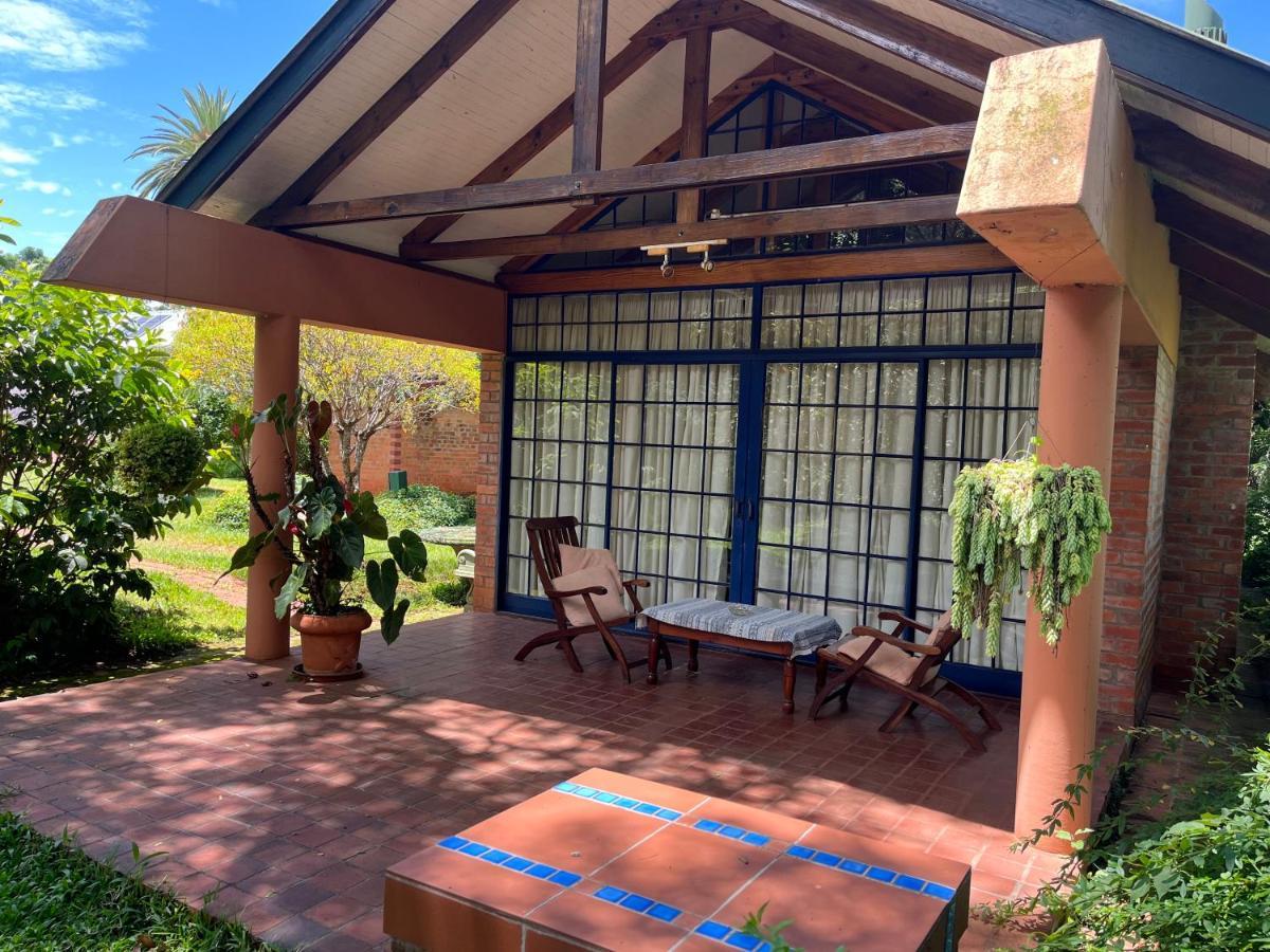 Weaver Cottages Harare Buitenkant foto